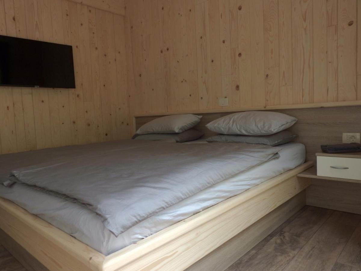 Pocitniski Hisici - Small Holiday Houses Ajdovščina 외부 사진